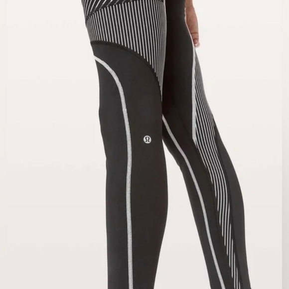 Lululemon Channel Your Energy Tight Leggings - Picture 12 of 13